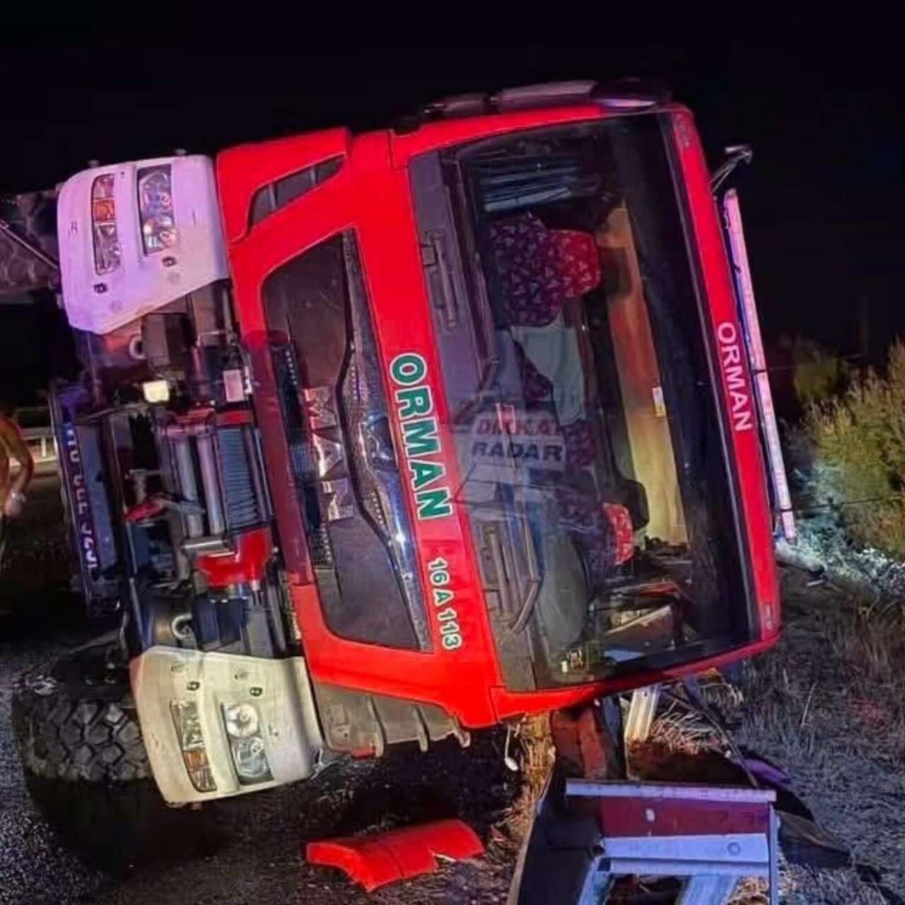 Muğla’daki Yangından Dönüyorlardı: Arazöz Soma Gişelerinde Kaza Yaptı, 5 İşçi Yaralı 3